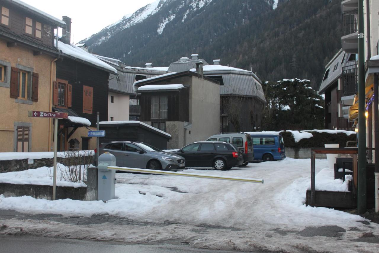 Appartement Le Savoisien Chamonix Exterior photo